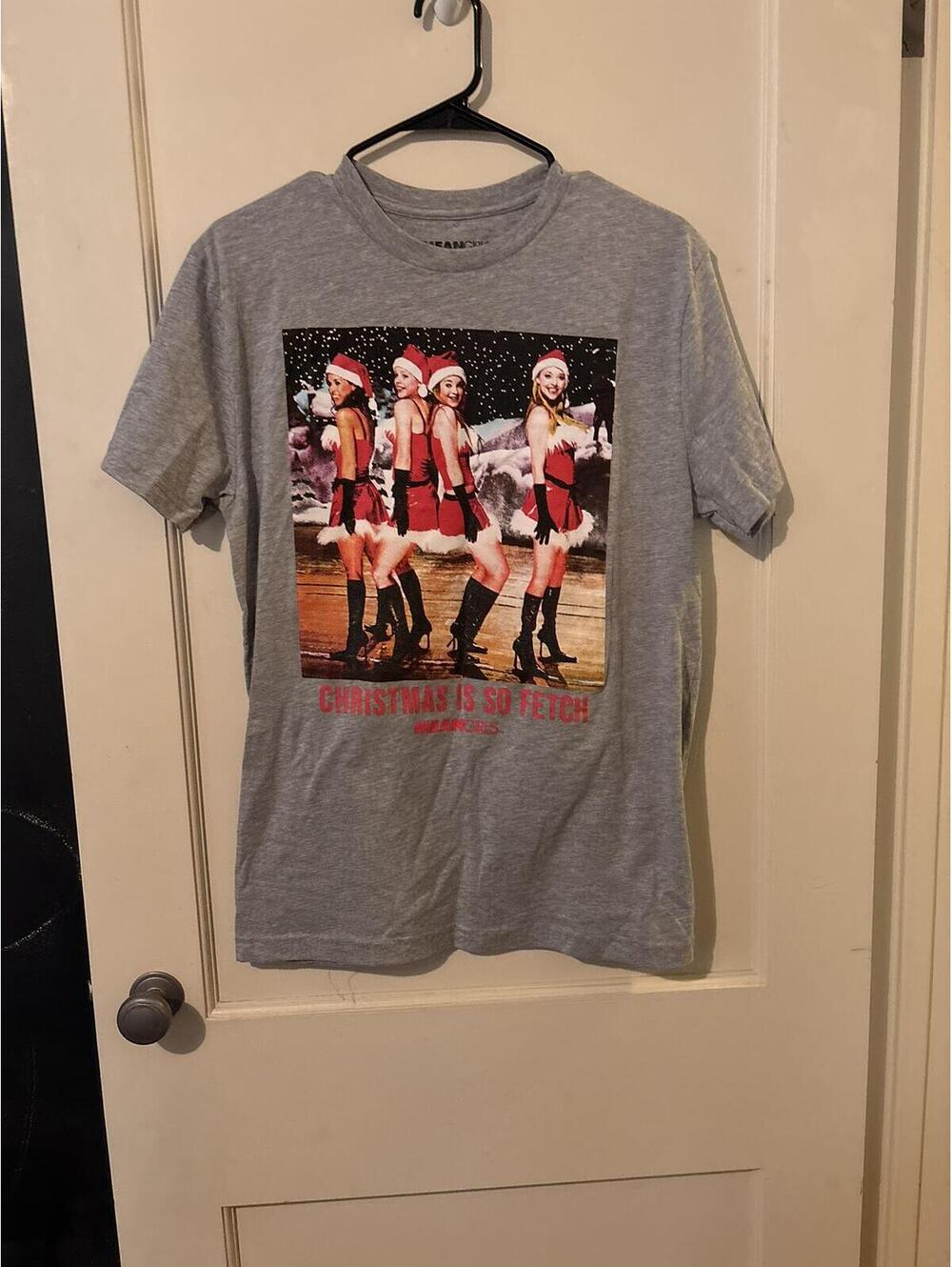 Mean Girls Christmas Is So Fetch Heather Gray Graphic T-Shirt Size Small